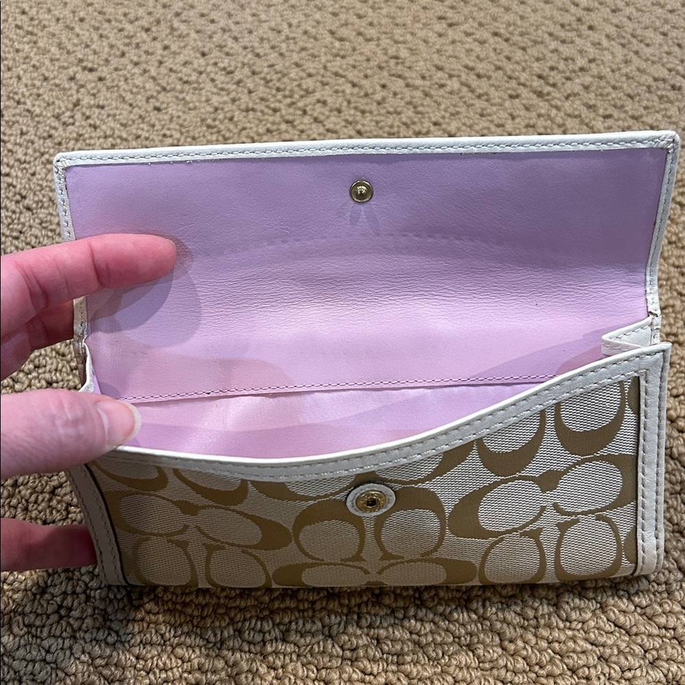 Vintage Coach Turnlock Signature Wallet Bifold Tan Lilac Purple - Picture 4 of 16